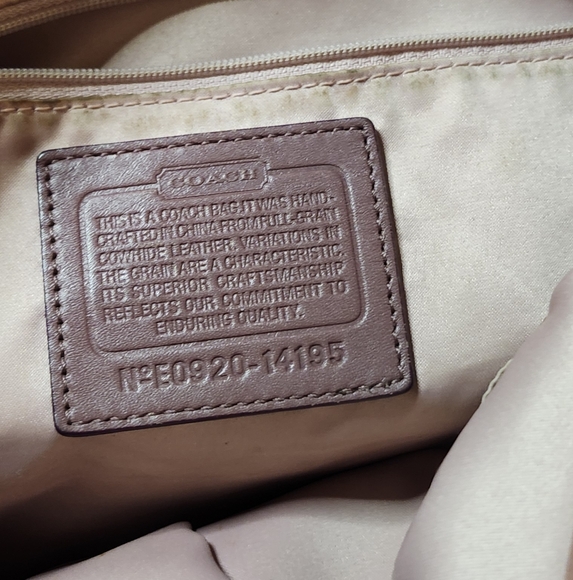 Vintage Coach Handbag - Picture 5 of 7
